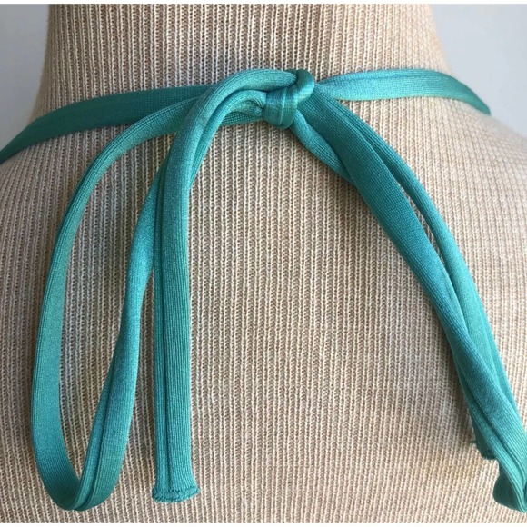 32C Victoria’s Secret Plunge Mermaid Bikini Top - Picture 10 of 12